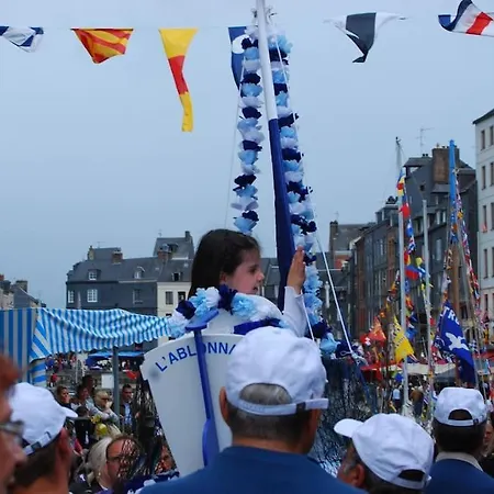 펜션 Lovely In Center