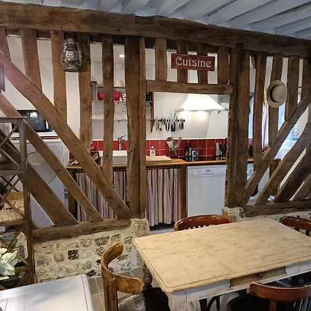 Сasa de vacaciones Lovely In Center *