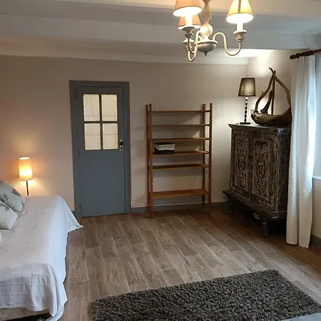 Lovely In Center Сasa de vacaciones